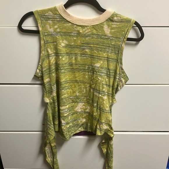 Pilcro Sustainable Tie-Back Tank - Picture 5 of 7